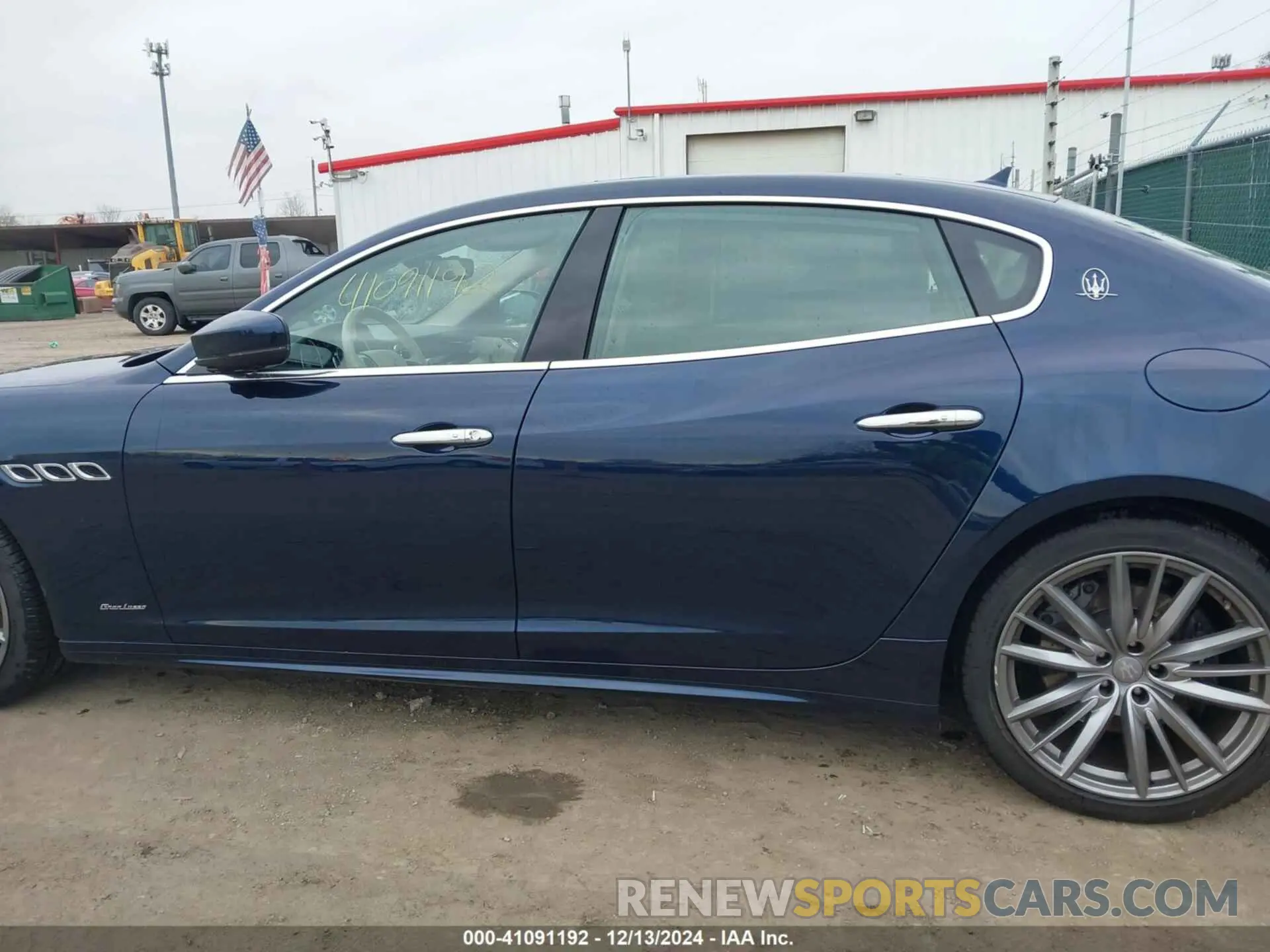 14 fotografías del automóvil dañado ZAM56YRL8K1323981 MASERATI QUATTROPORTE 2019