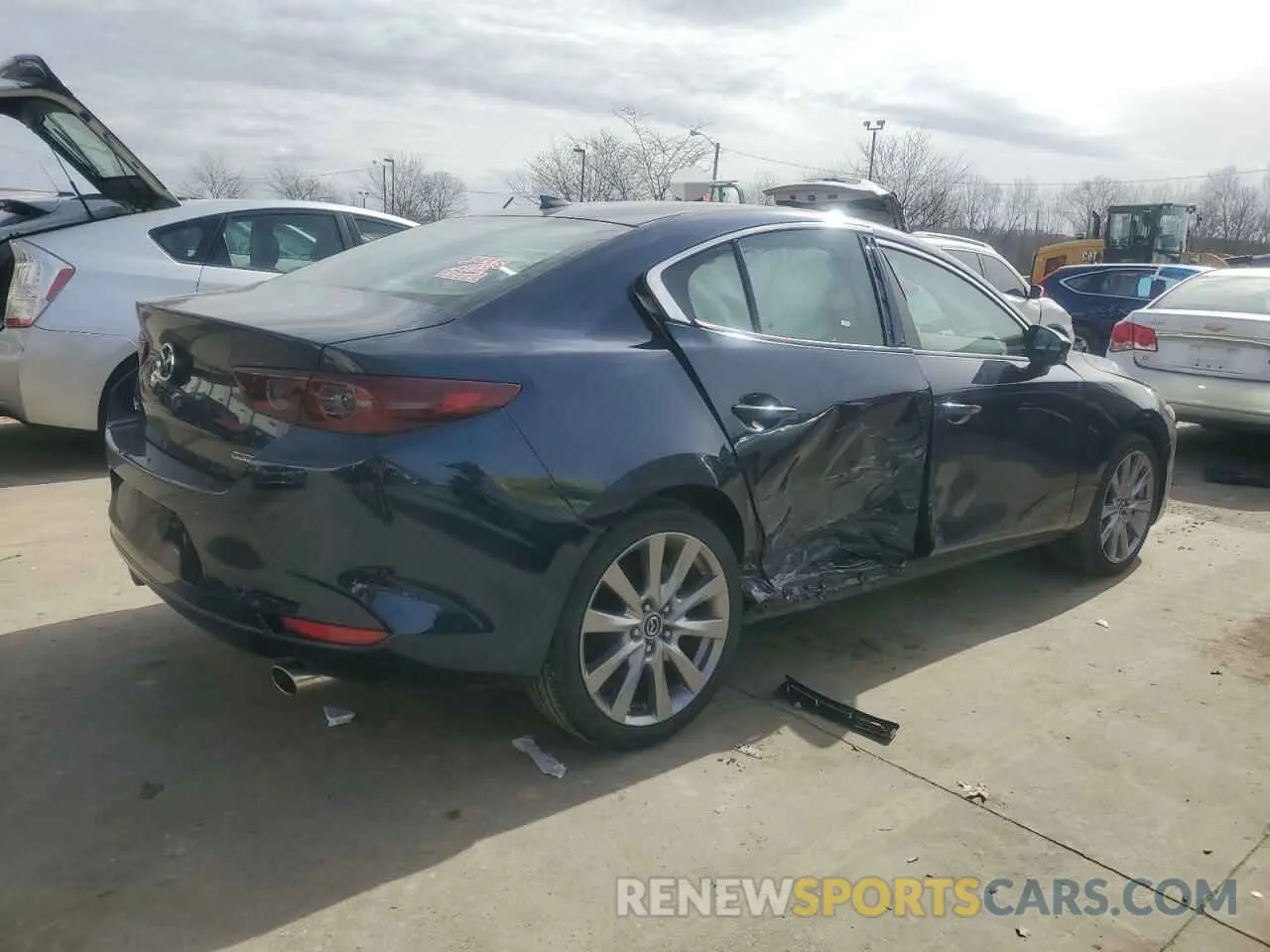 3 fotografías del automóvil dañado 3MZBPADL1KM108073 MAZDA 3 2019
