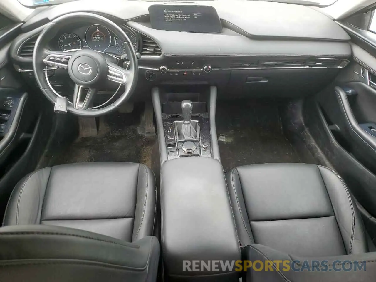 8 fotografías del automóvil dañado 3MZBPADL3KM106423 MAZDA 3 2019