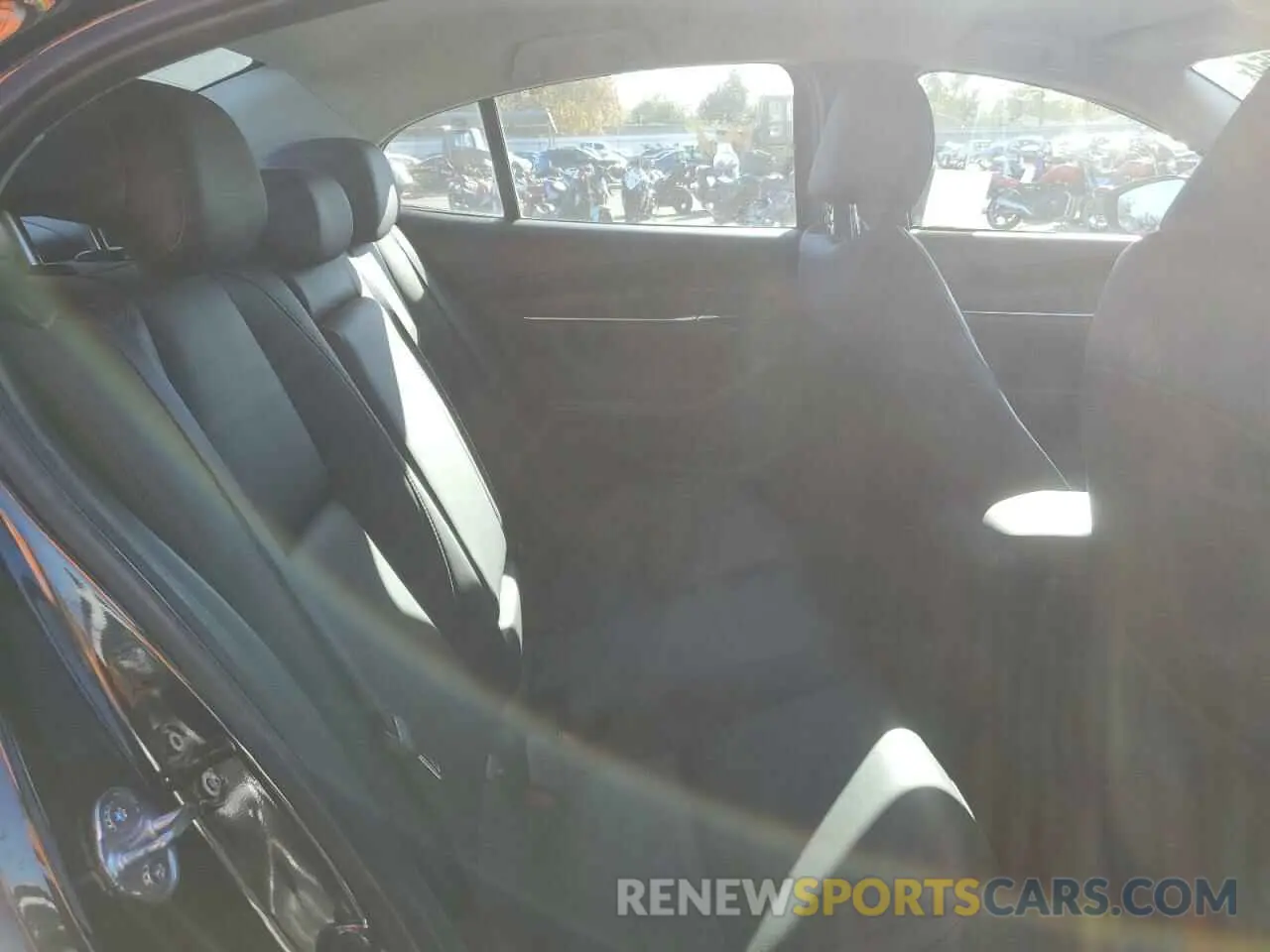 10 fotografías del automóvil dañado 3MZBPADL3KM108737 MAZDA 3 2019