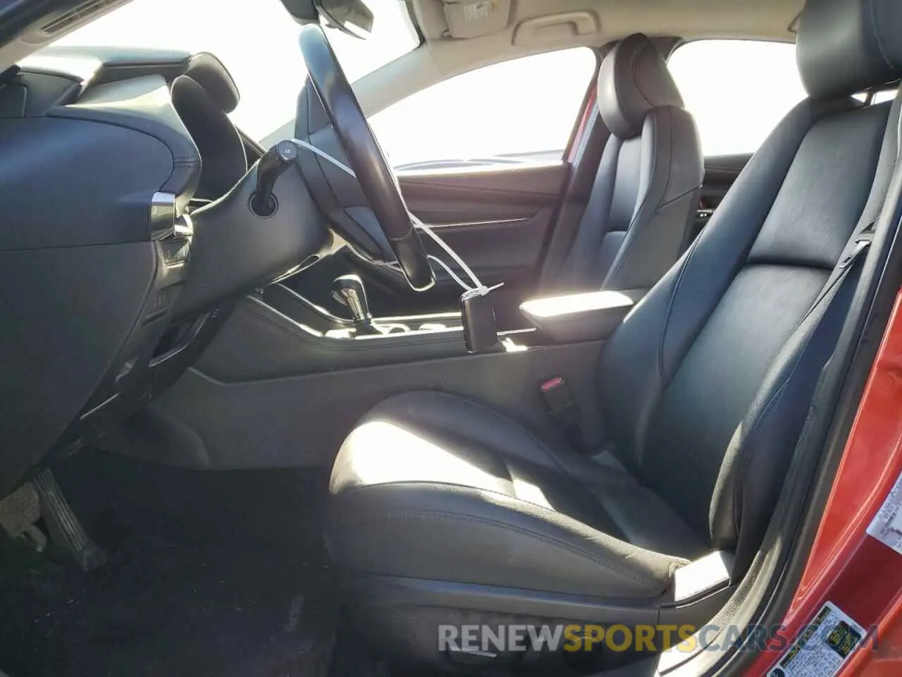 7 fotografías del automóvil dañado 3MZBPADL5KM112305 MAZDA 3 2019