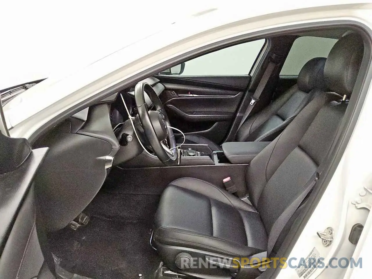 7 fotografías del automóvil dañado JM1BPACL4K1110496 MAZDA 3 2019