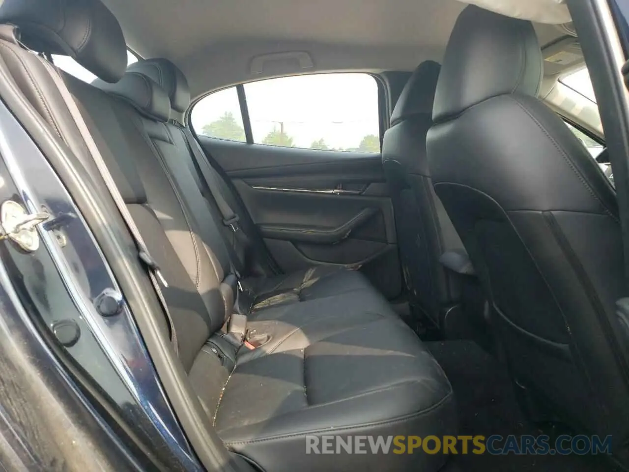 10 fotografías del automóvil dañado JM1BPBAM1K1136359 MAZDA 3 2019