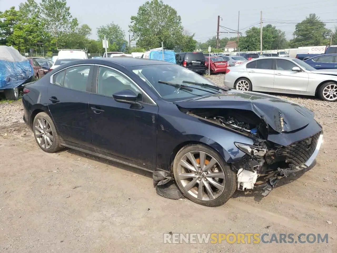 4 fotografías del automóvil dañado JM1BPBAM1K1136359 MAZDA 3 2019