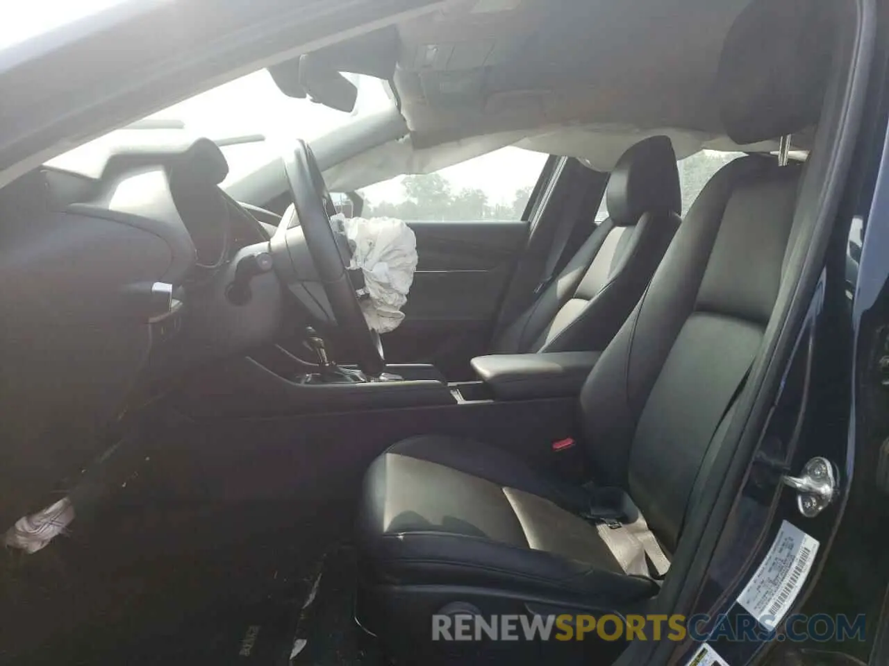7 fotografías del automóvil dañado JM1BPBAM1K1136359 MAZDA 3 2019