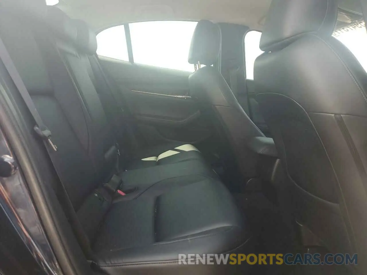 10 fotografías del automóvil dañado JM1BPBAMXK1115025 MAZDA 3 2019