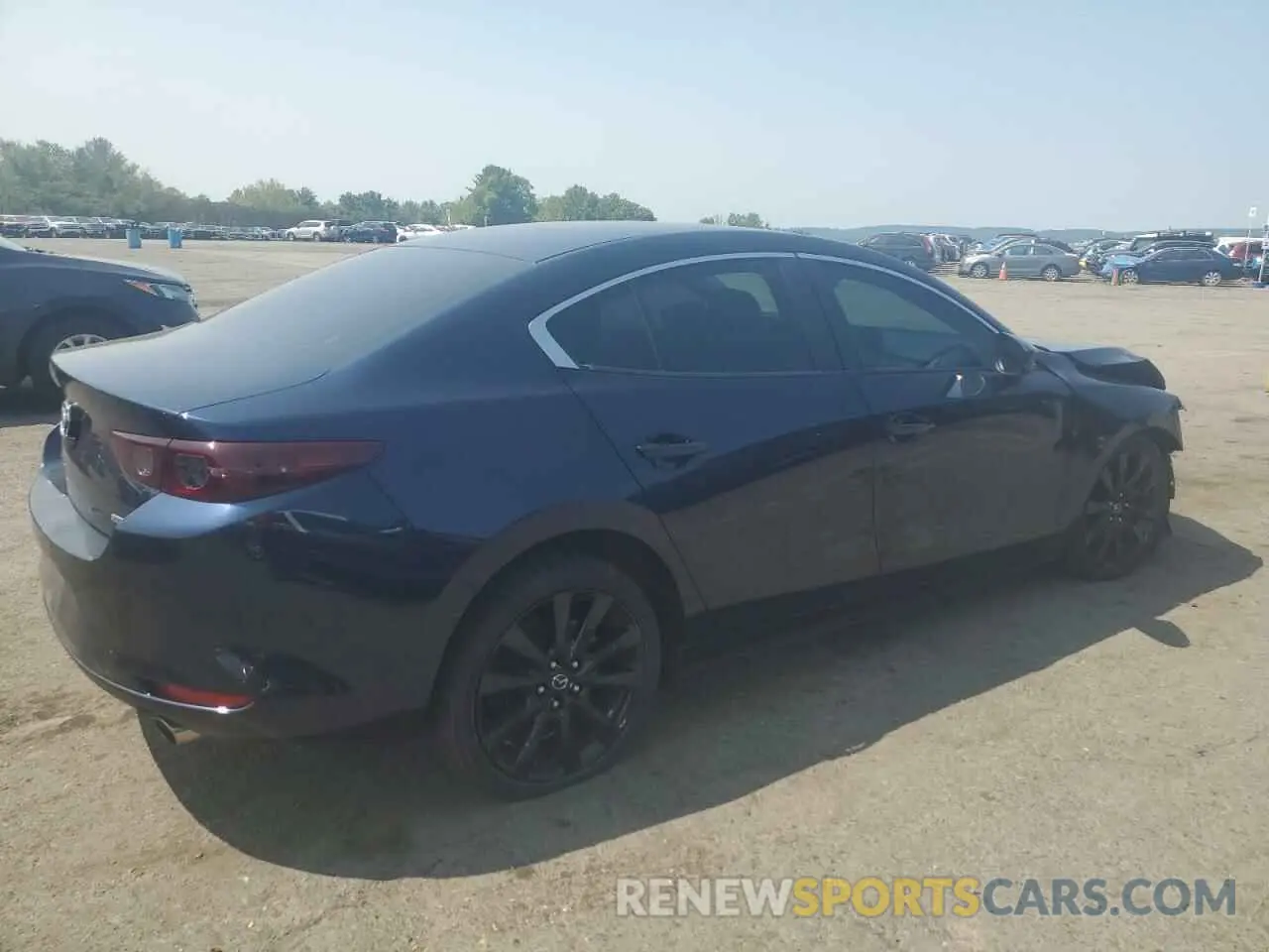 3 fotografías del automóvil dañado JM1BPBAMXK1115025 MAZDA 3 2019
