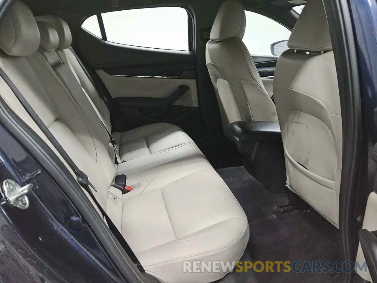 10 fotografías del automóvil dañado JM1BPBJMXK1131550 MAZDA 3 2019