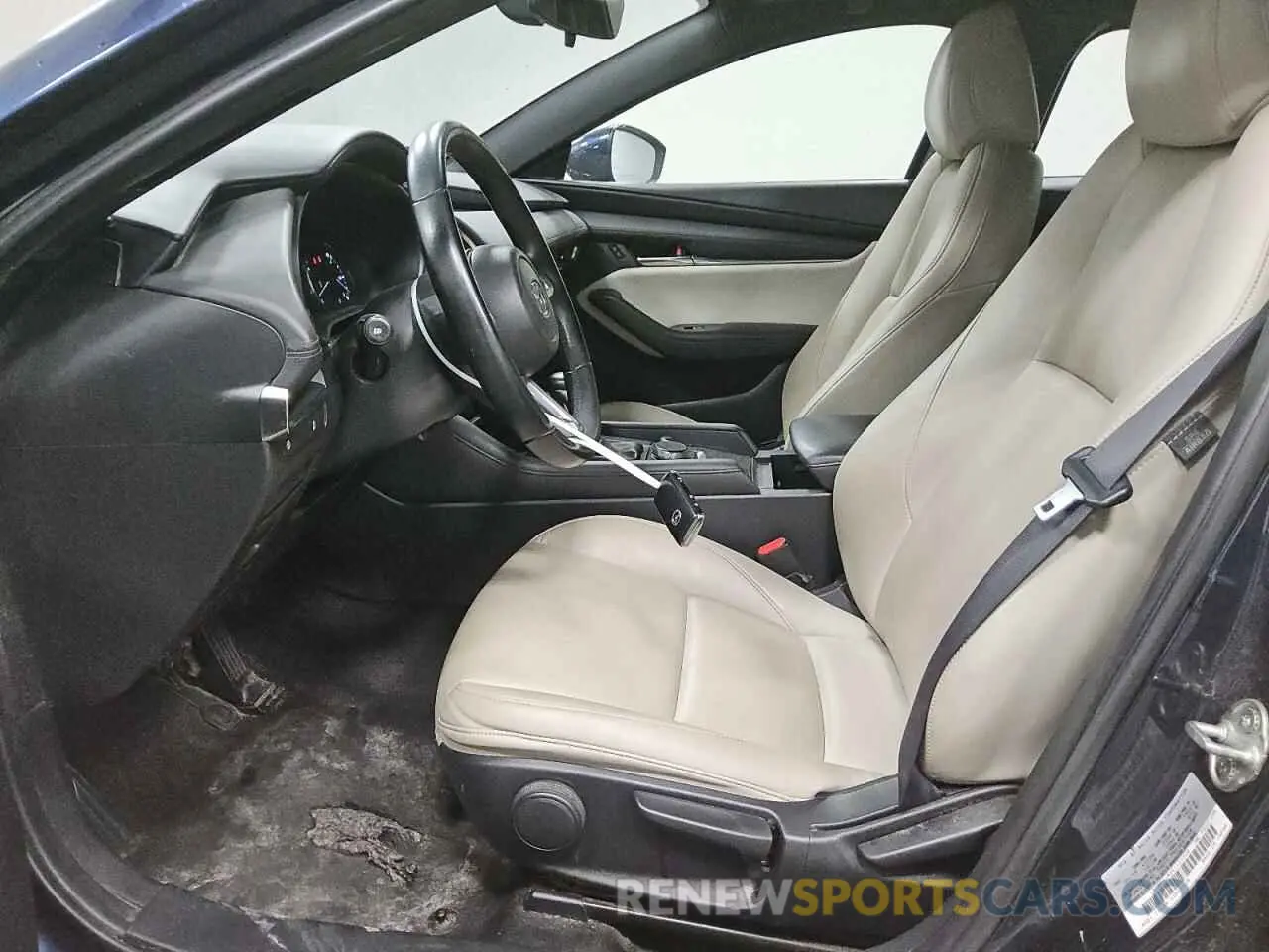 7 fotografías del automóvil dañado JM1BPBJMXK1131550 MAZDA 3 2019