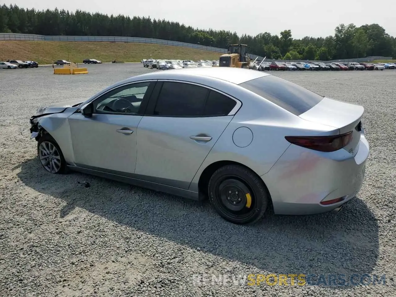 2 fotografías del automóvil dañado 3MZBPABL2LM130586 MAZDA 3 2020