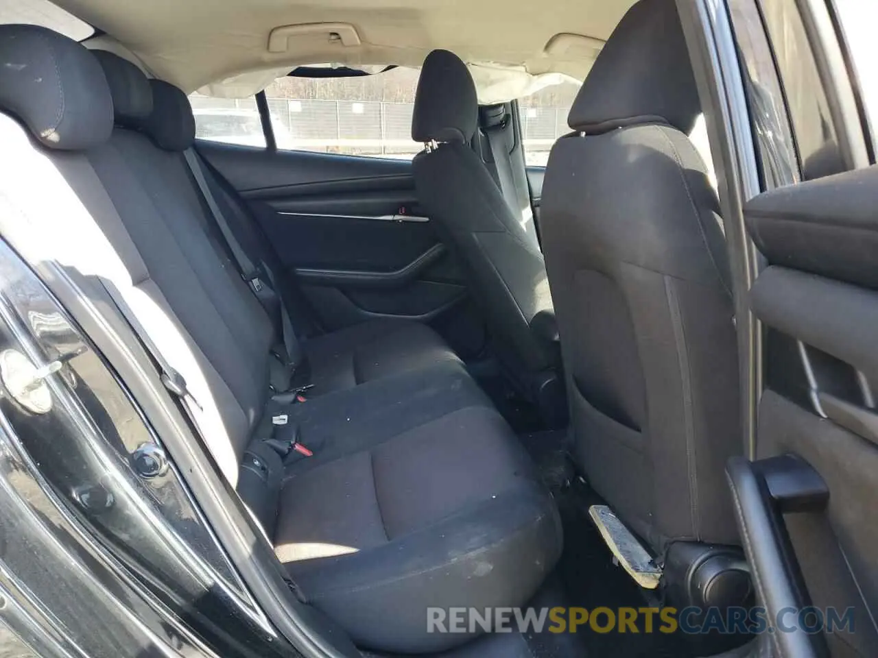 10 fotografías del automóvil dañado 3MZBPABL5LM133773 MAZDA 3 2020
