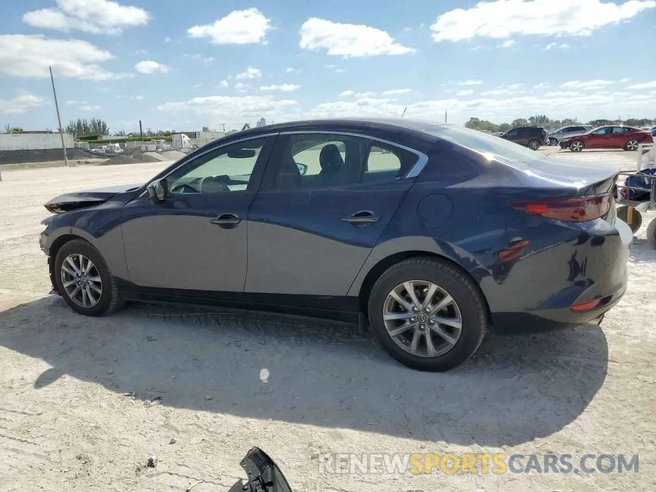 2 fotografías del automóvil dañado 3MZBPABL9LM137373 MAZDA 3 2020
