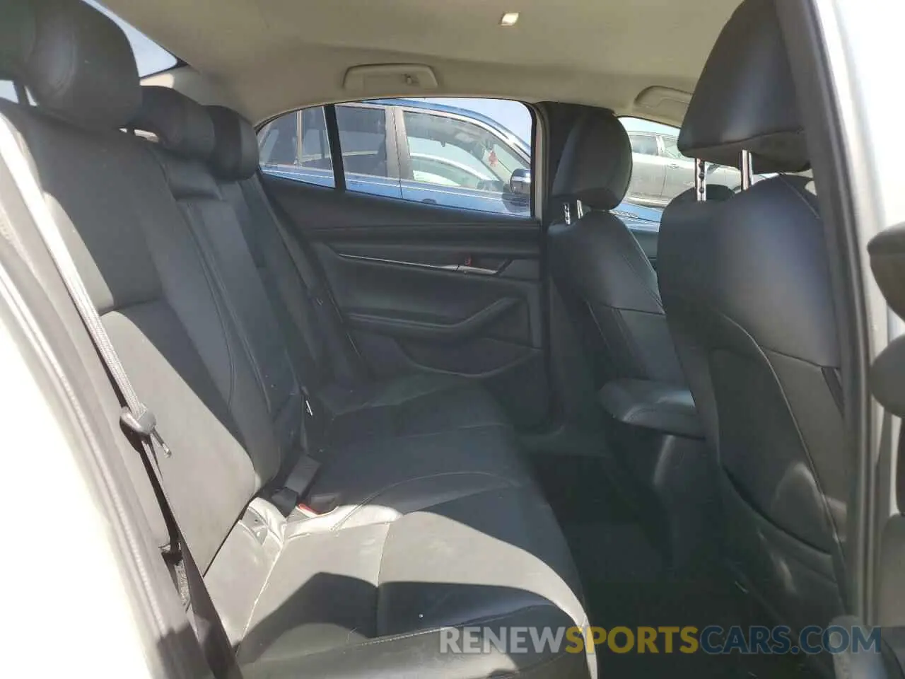 10 fotografías del automóvil dañado 3MZBPACL1LM132652 MAZDA 3 2020