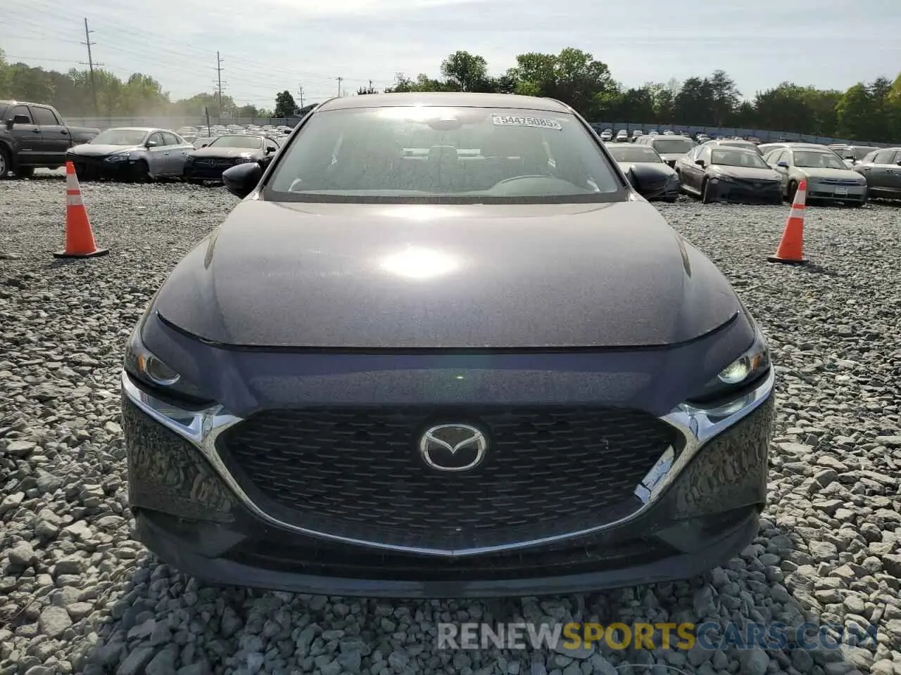 5 fotografías del automóvil dañado 3MZBPACL1LM139410 MAZDA 3 2020