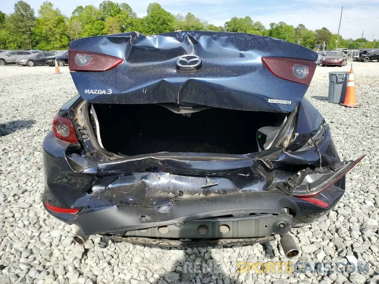 6 fotografías del automóvil dañado 3MZBPACL1LM139410 MAZDA 3 2020