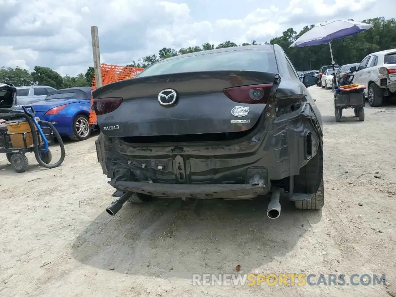 6 fotografías del automóvil dañado 3MZBPACL3LM127114 MAZDA 3 2020
