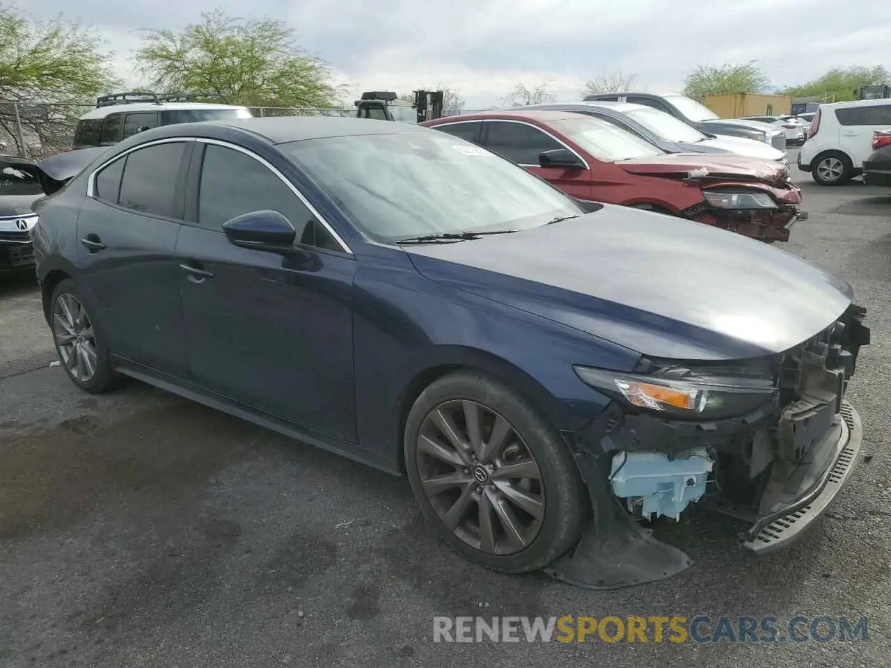 4 fotografías del automóvil dañado 3MZBPACL4LM123234 MAZDA 3 2020