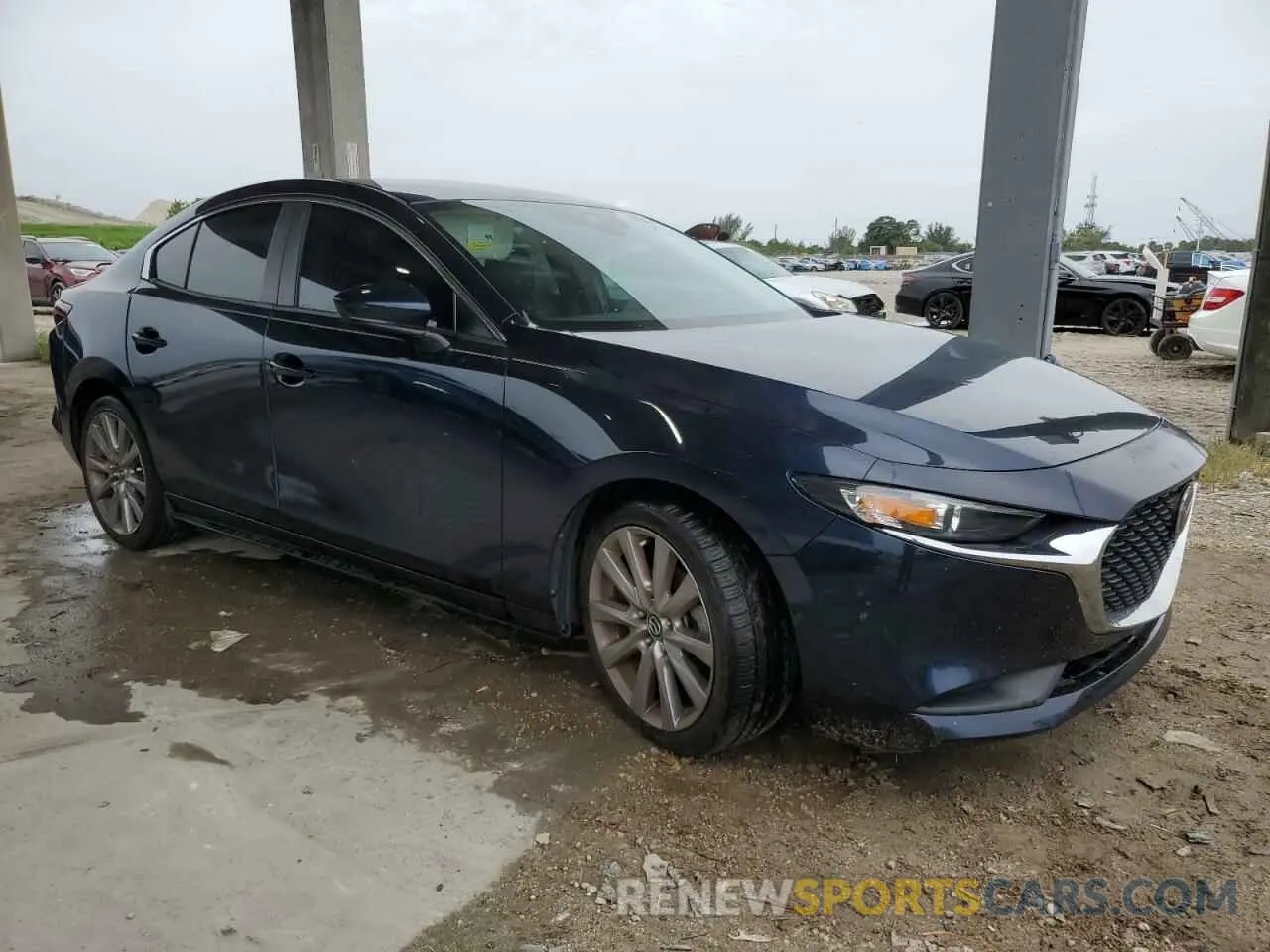 4 fotografías del automóvil dañado 3MZBPACLXLM125408 MAZDA 3 2020
