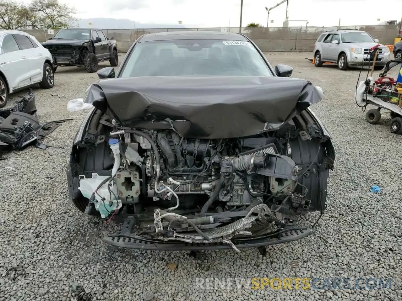 5 fotografías del automóvil dañado 3MZBPAEM1LM127828 MAZDA 3 2020