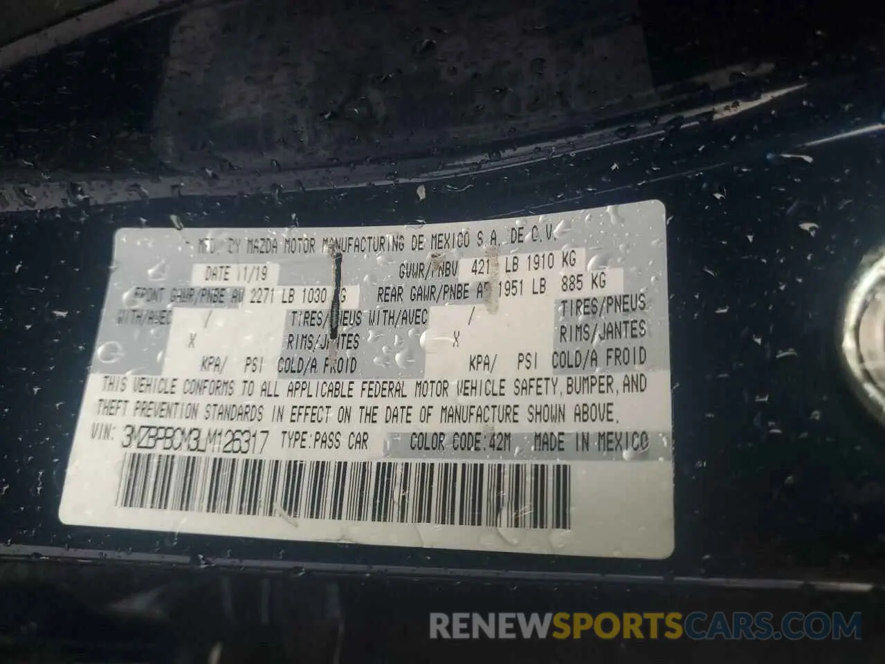 12 fotografías del automóvil dañado 3MZBPBCM3LM126317 MAZDA 3 2020
