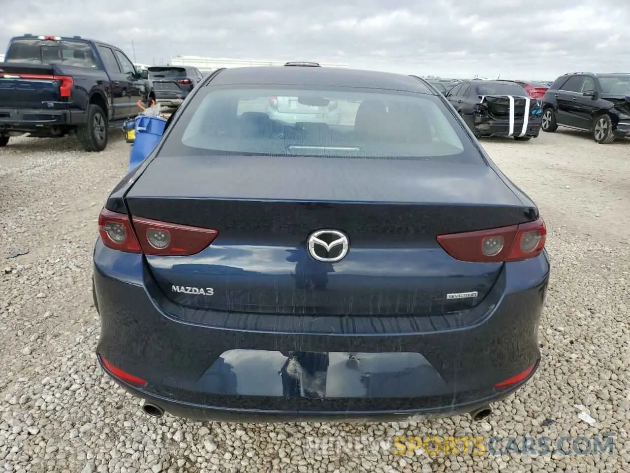 6 fotografías del automóvil dañado JM1BPACL7L1173223 MAZDA 3 2020