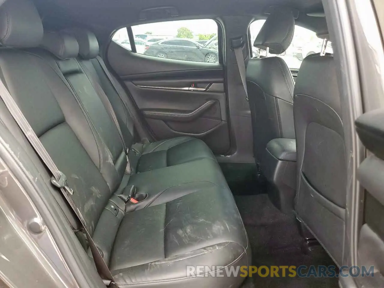 10 fotografías del automóvil dañado JM1BPALM3L1161384 MAZDA 3 2020