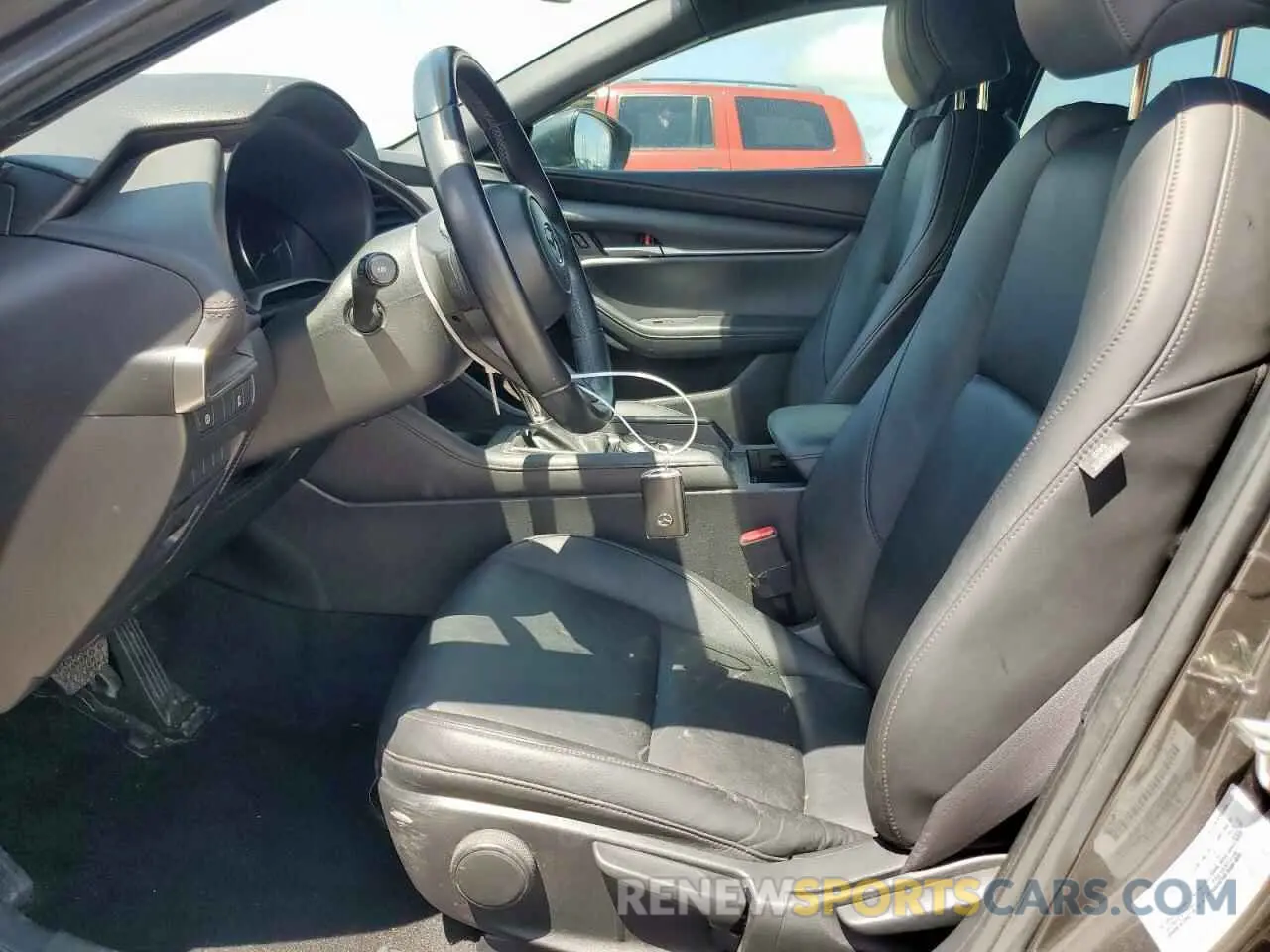 7 fotografías del automóvil dañado JM1BPALM3L1161384 MAZDA 3 2020
