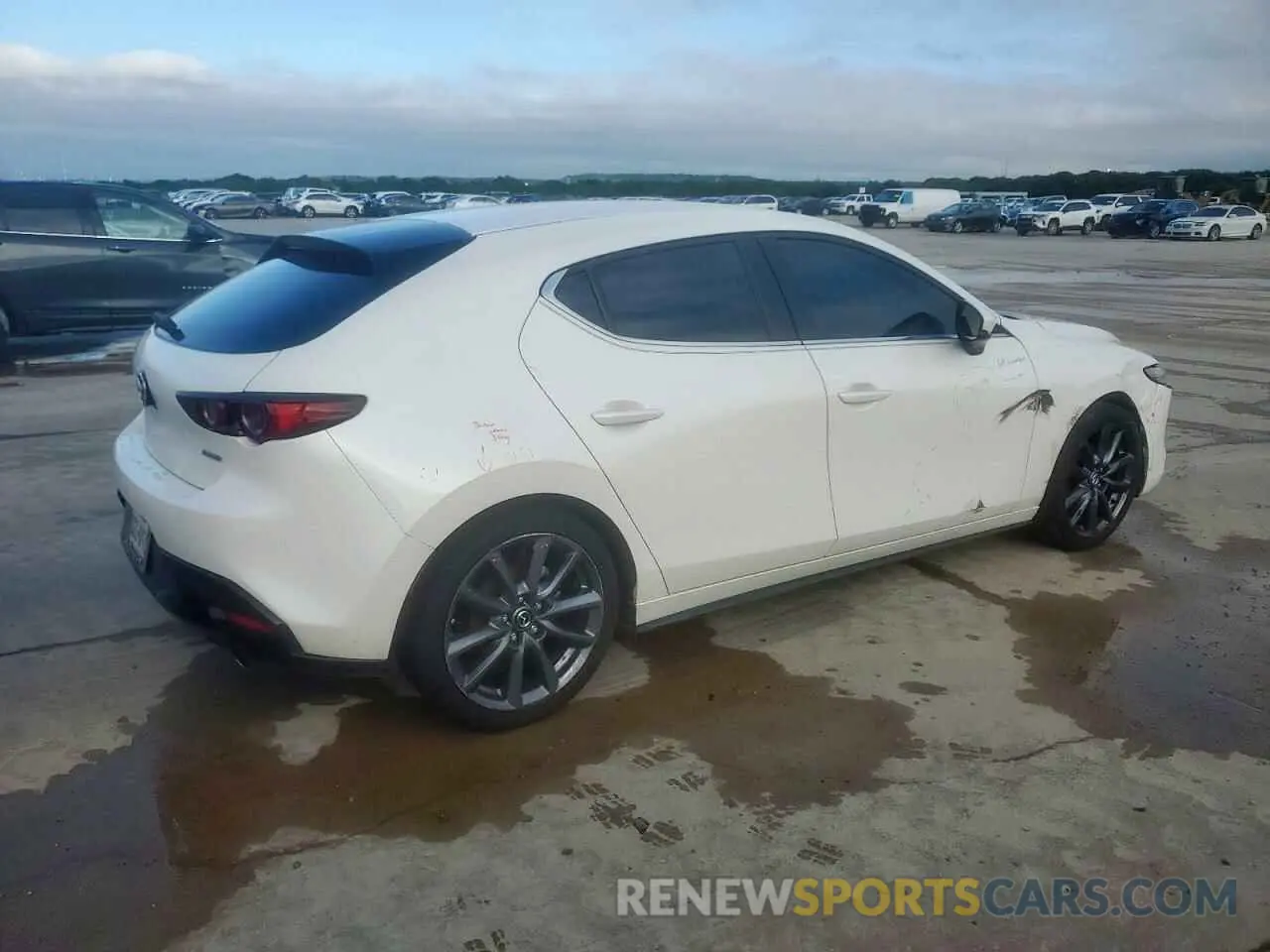 3 fotografías del automóvil dañado JM1BPALM8L1174521 MAZDA 3 2020