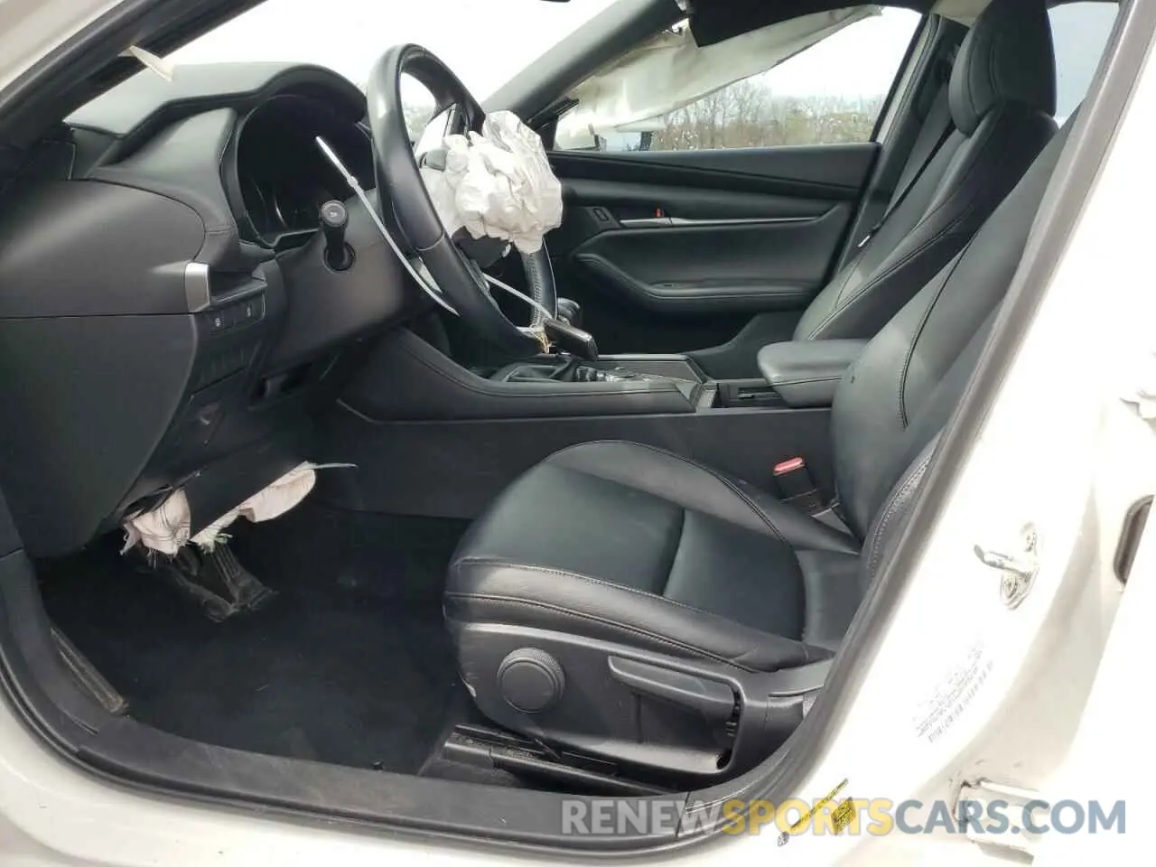 7 fotografías del automóvil dañado JM1BPALM9L1160837 MAZDA 3 2020
