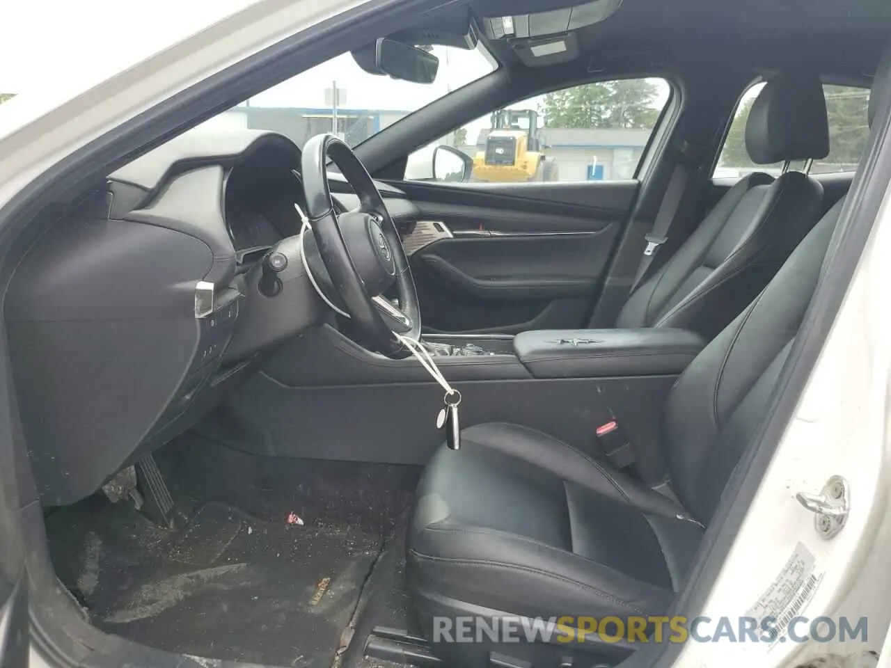 7 fotografías del automóvil dañado JM1BPAMM9L1169259 MAZDA 3 2020