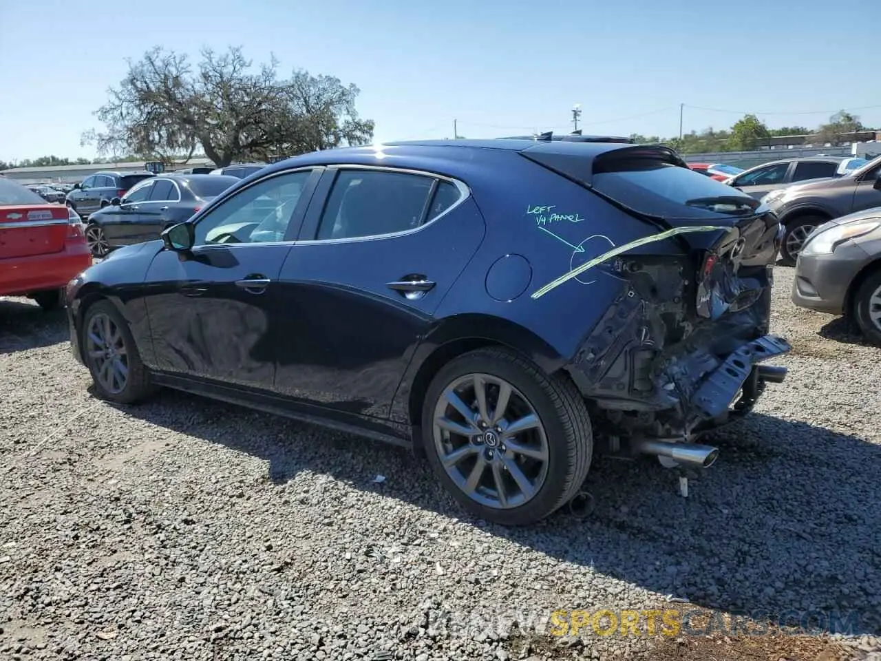 2 fotografías del automóvil dañado JM1BPAMMXL1160537 MAZDA 3 2020