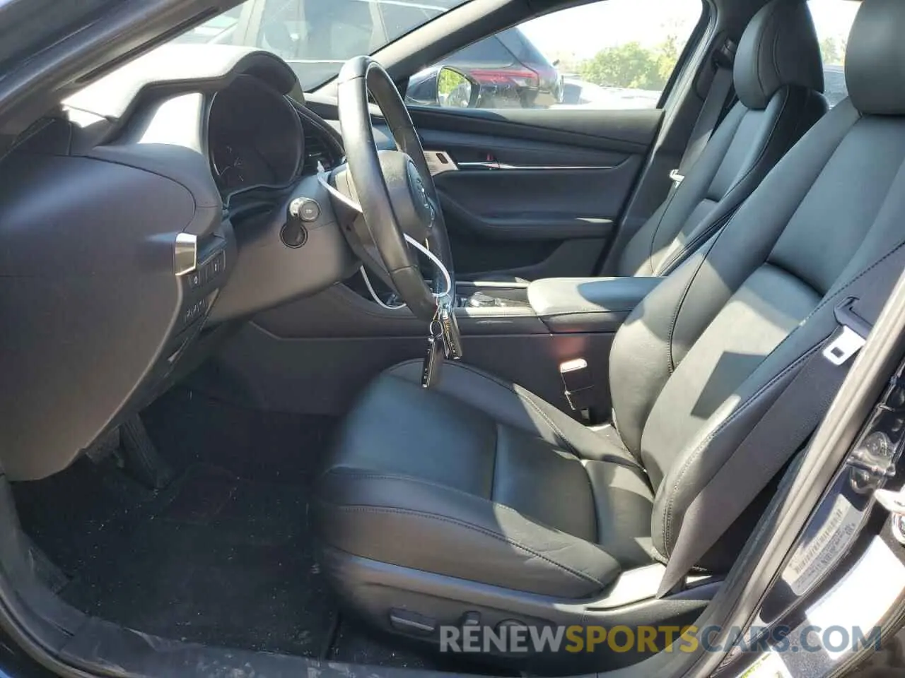 7 fotografías del automóvil dañado JM1BPAMMXL1160537 MAZDA 3 2020