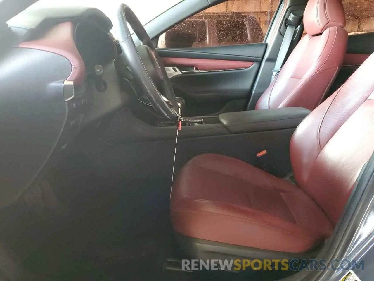7 fotografías del automóvil dañado JM1BPBNM2L1158561 MAZDA 3 2020