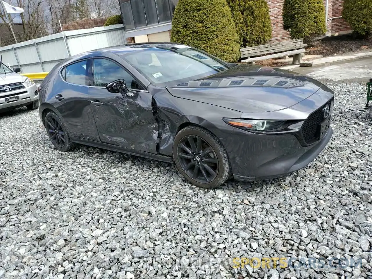 4 fotografías del automóvil dañado JM1BPBNM9L1171873 MAZDA 3 2020