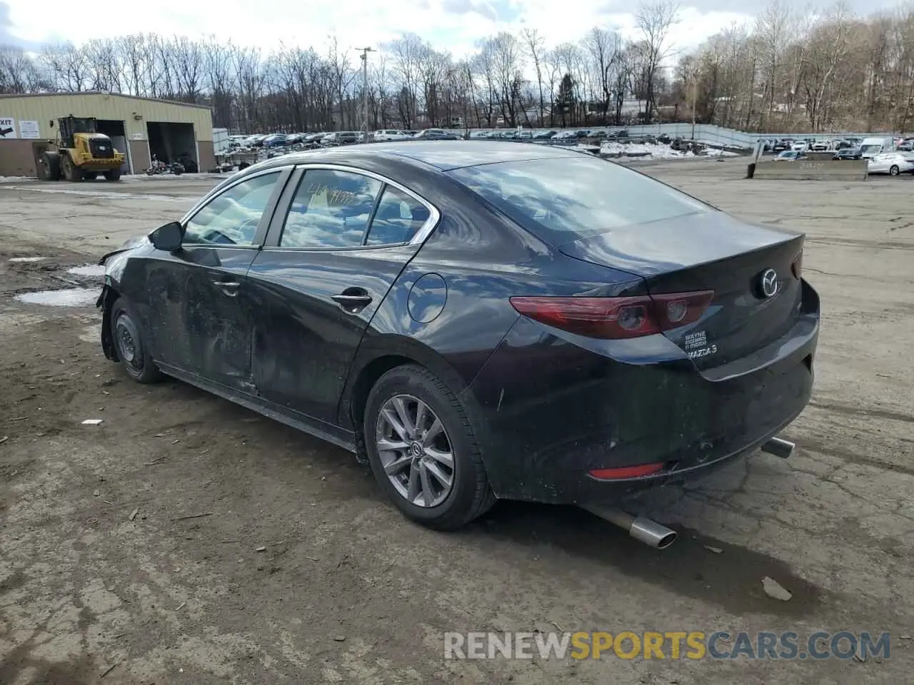 2 fotografías del automóvil dañado 3MZBPAA74MM201678 MAZDA 3 2021