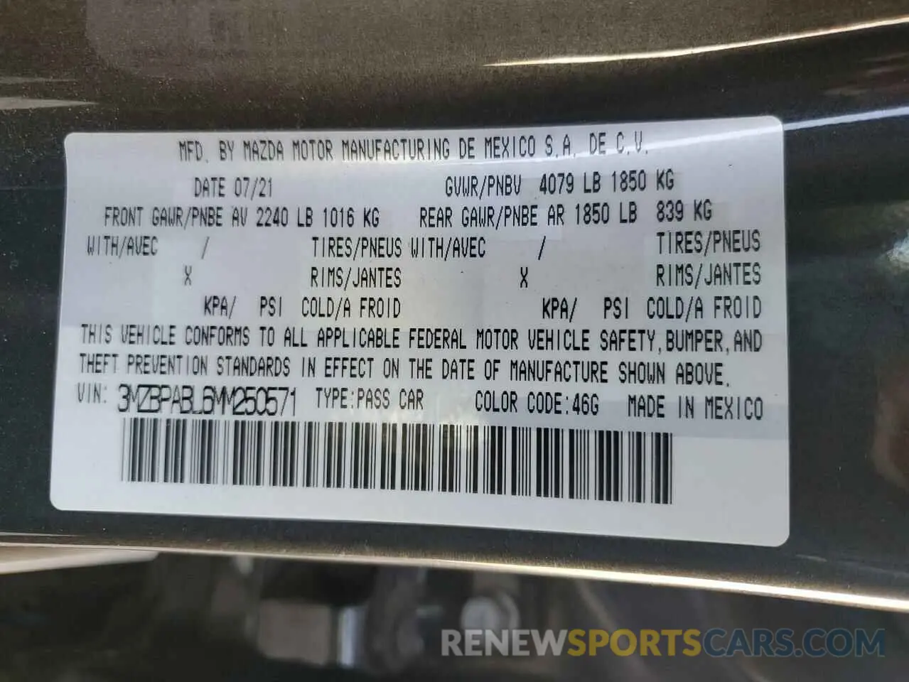 12 fotografías del automóvil dañado 3MZBPABL6MM250571 MAZDA 3 2021