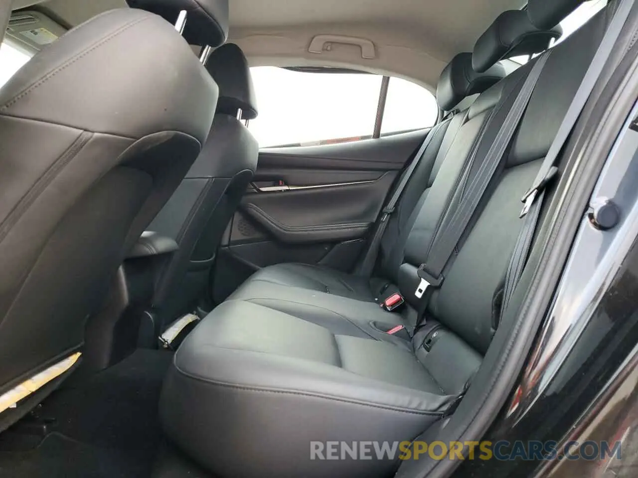 10 fotografías del automóvil dañado 3MZBPABL6MM253616 MAZDA 3 2021