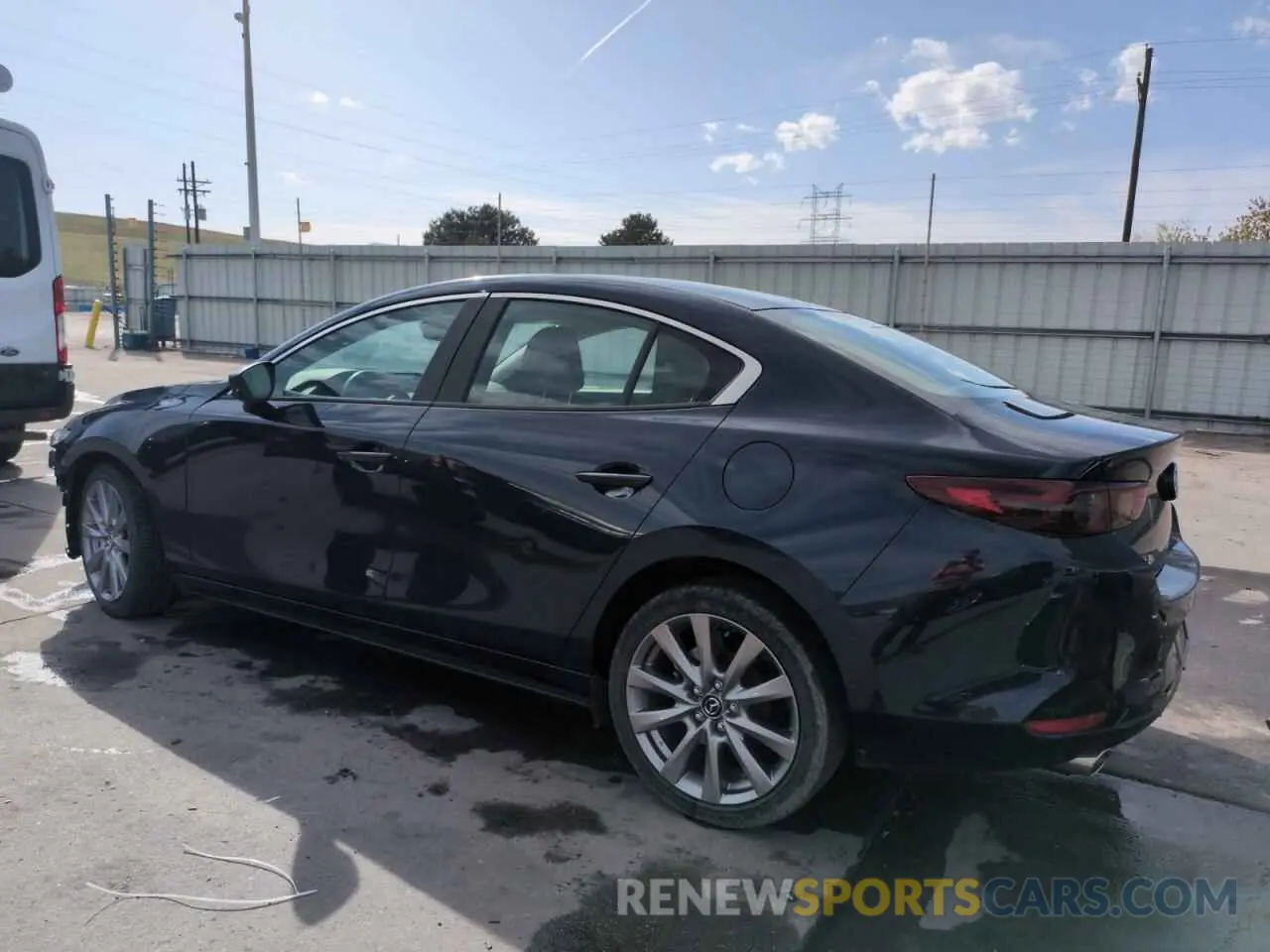 2 fotografías del automóvil dañado 3MZBPABL9MM253920 MAZDA 3 2021