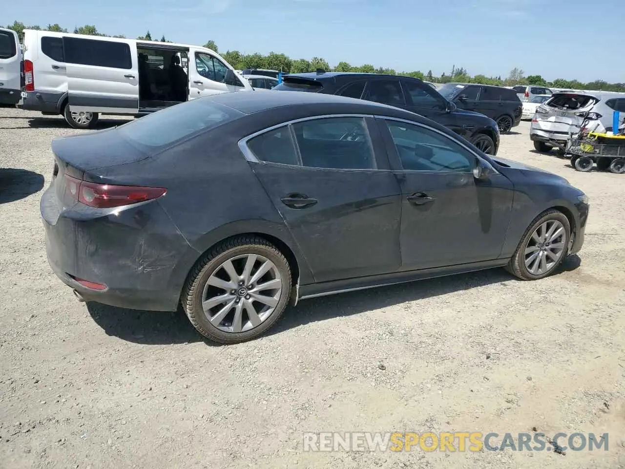 3 fotografías del automóvil dañado 3MZBPABM0MM208227 MAZDA 3 2021