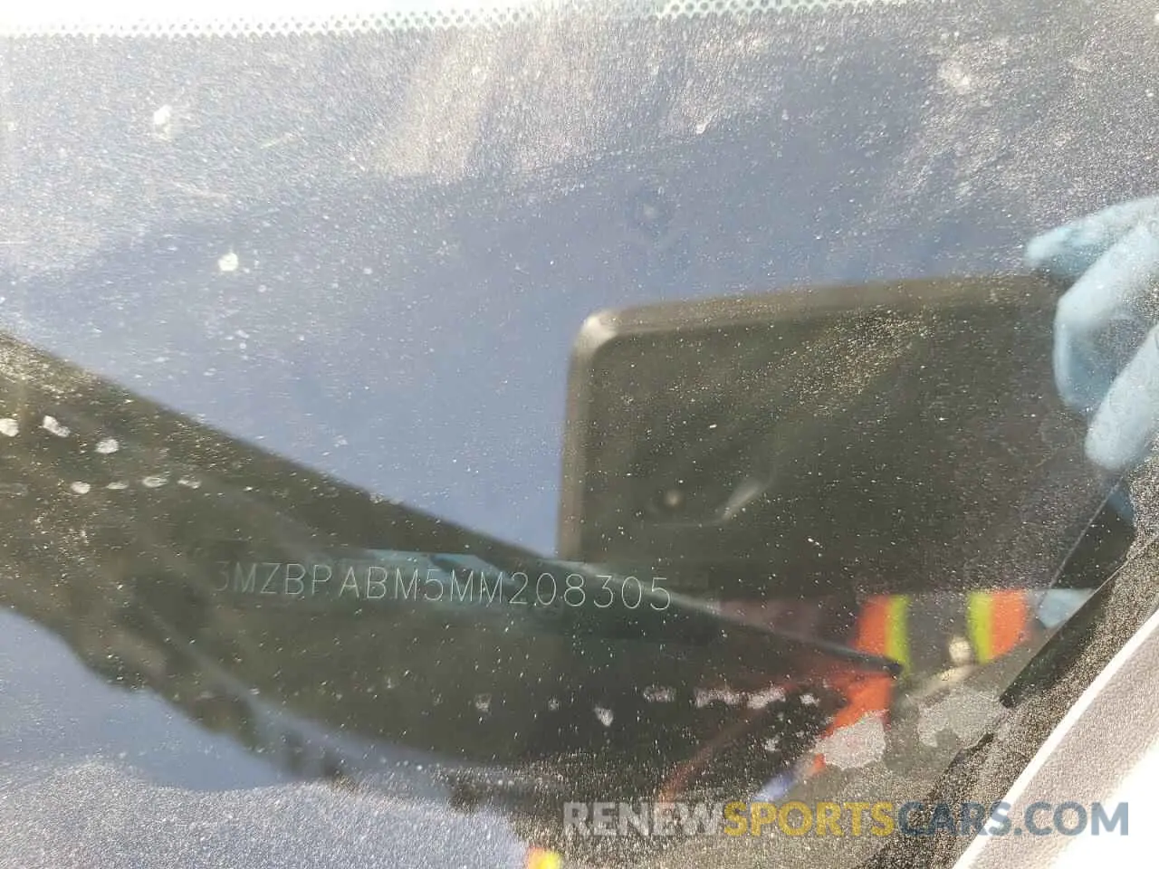 12 fotografías del automóvil dañado 3MZBPABM5MM208305 MAZDA 3 2021