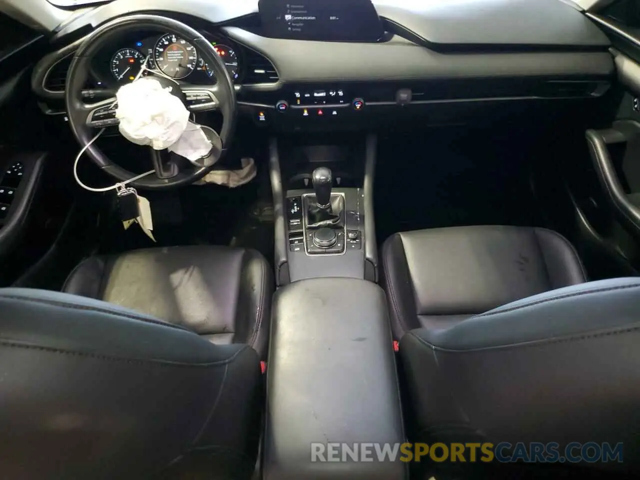 8 fotografías del automóvil dañado 3MZBPABMXMM208025 MAZDA 3 2021
