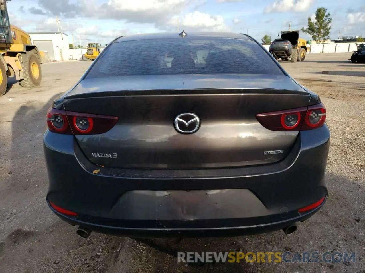 6 fotografías del automóvil dañado 3MZBPADL0MM200357 MAZDA 3 2021