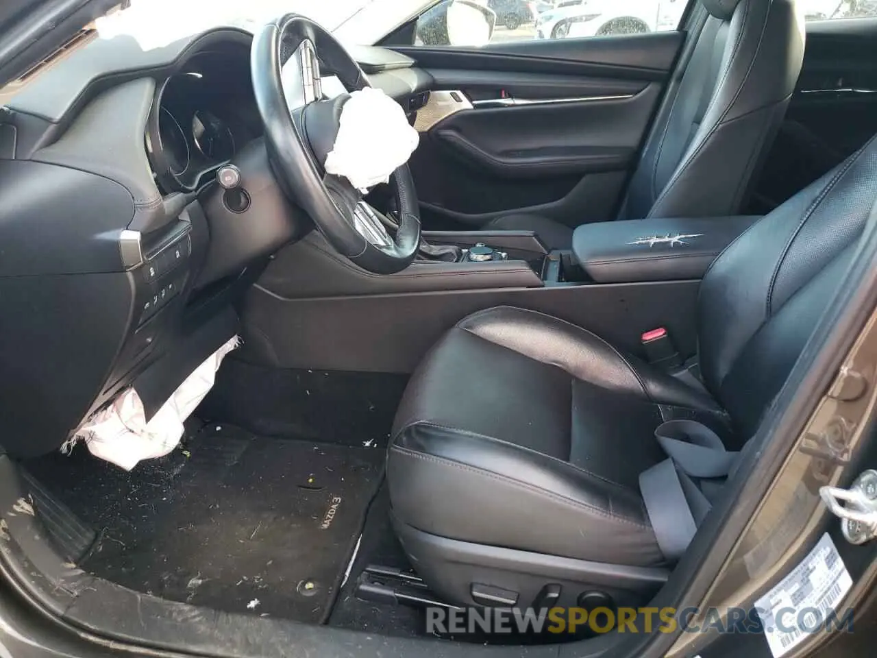 7 fotografías del automóvil dañado 3MZBPADL0MM200357 MAZDA 3 2021