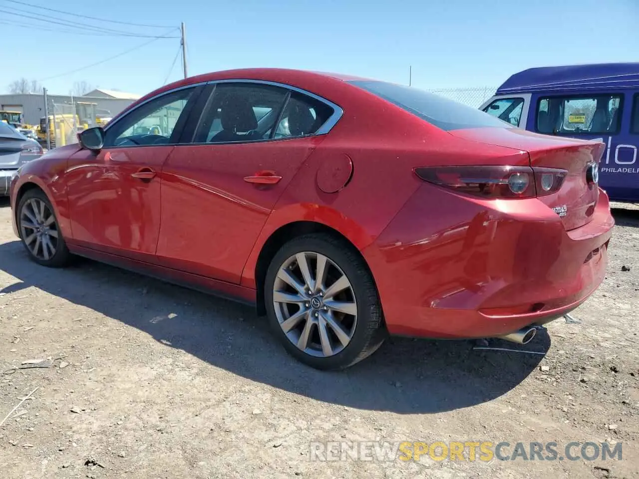 2 fotografías del automóvil dañado 3MZBPBCM7MM209637 MAZDA 3 2021