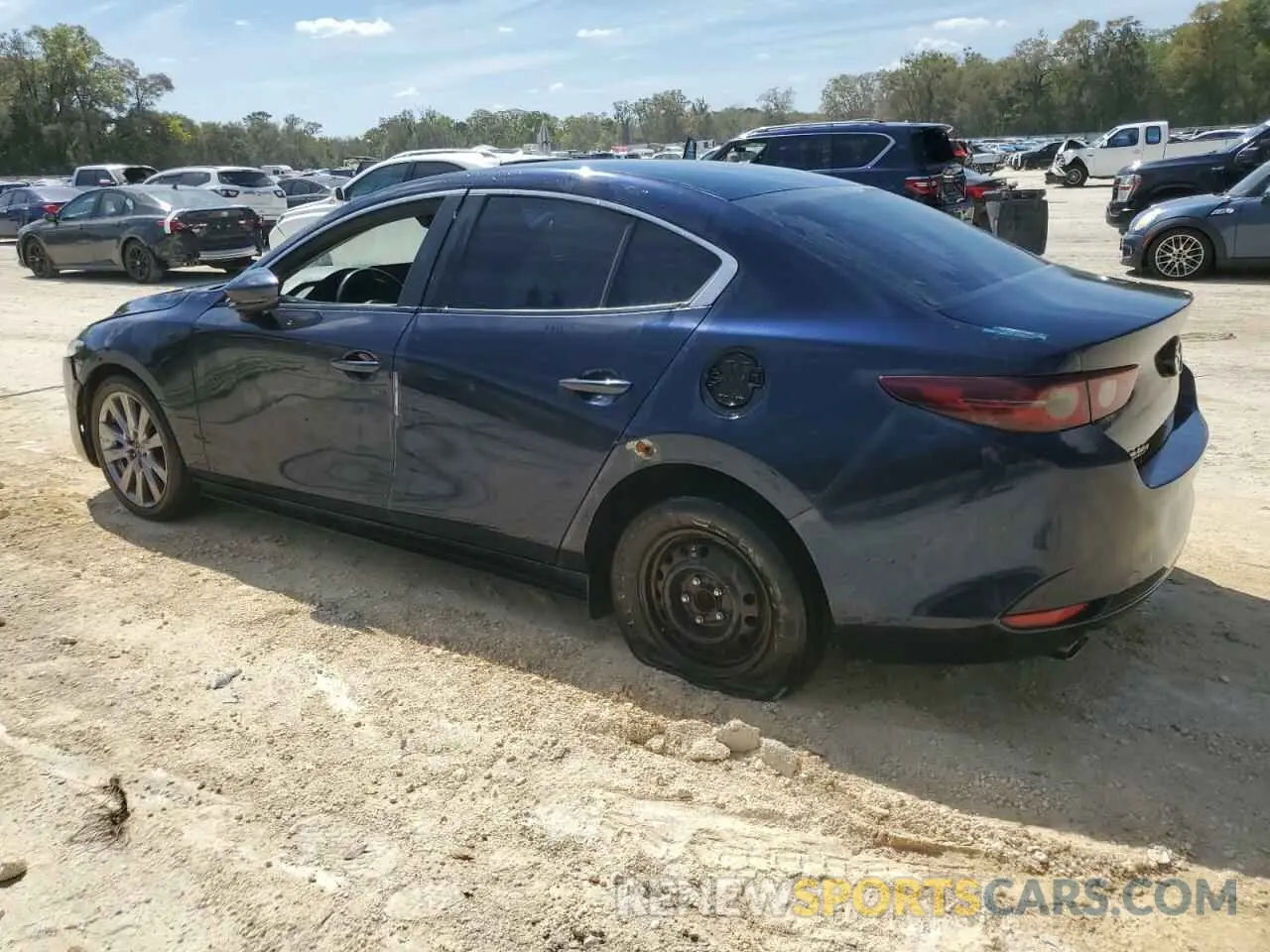 2 fotografías del automóvil dañado JM1BPABL1M1320641 MAZDA 3 2021