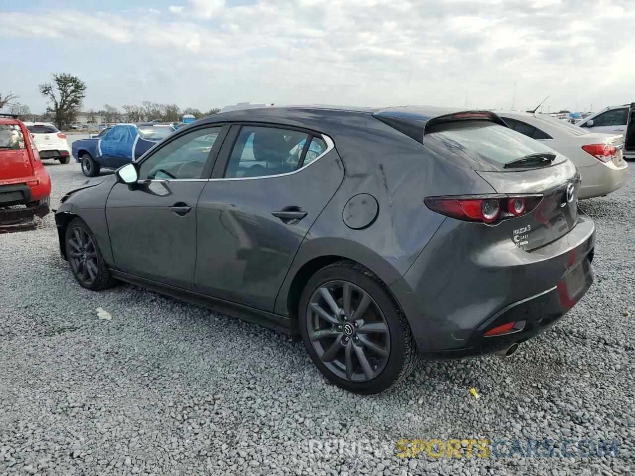 2 fotografías del automóvil dañado JM1BPAKL3M1402256 MAZDA 3 2021