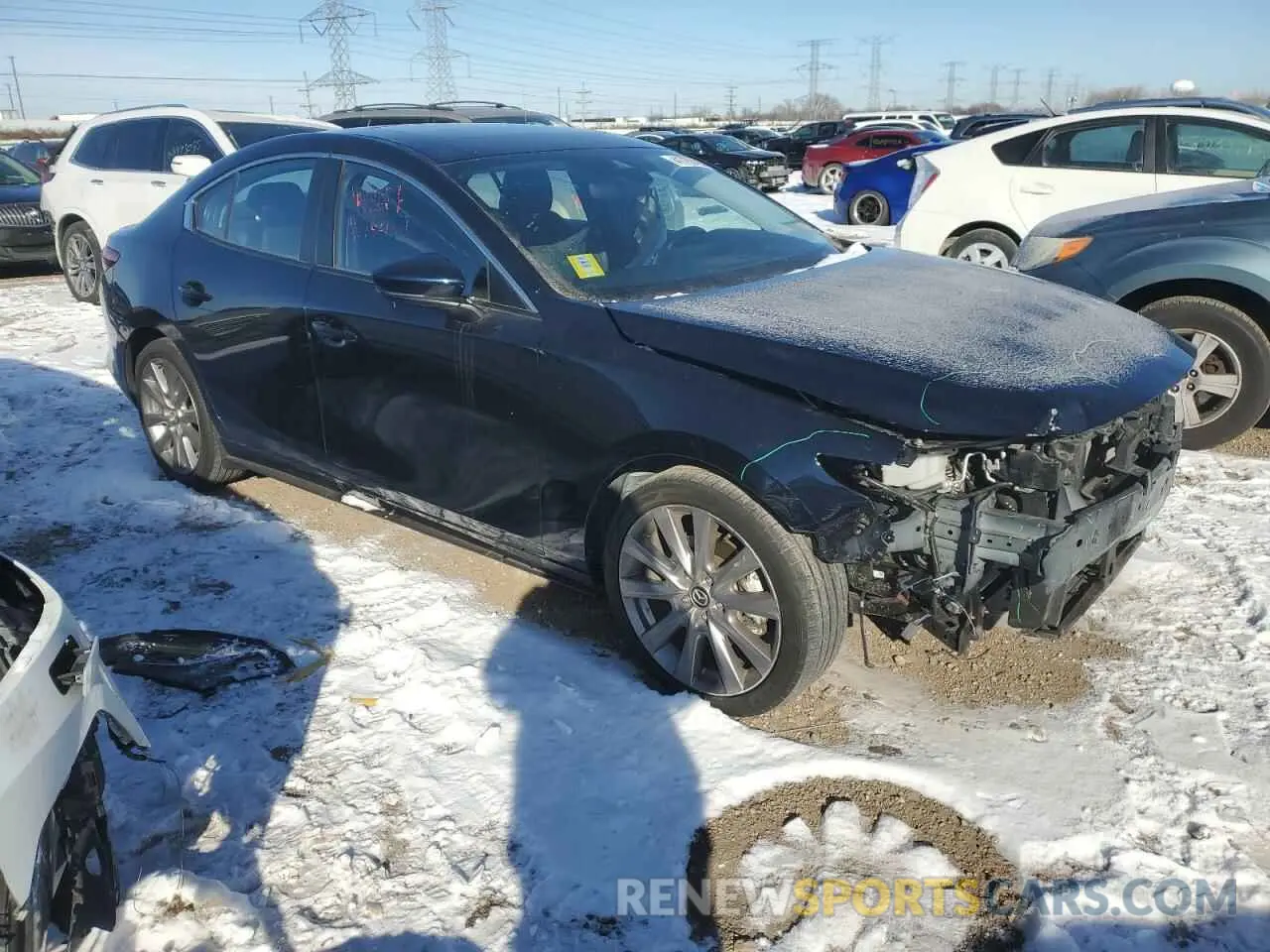4 fotografías del automóvil dañado JM1BPBCL0M1331151 MAZDA 3 2021