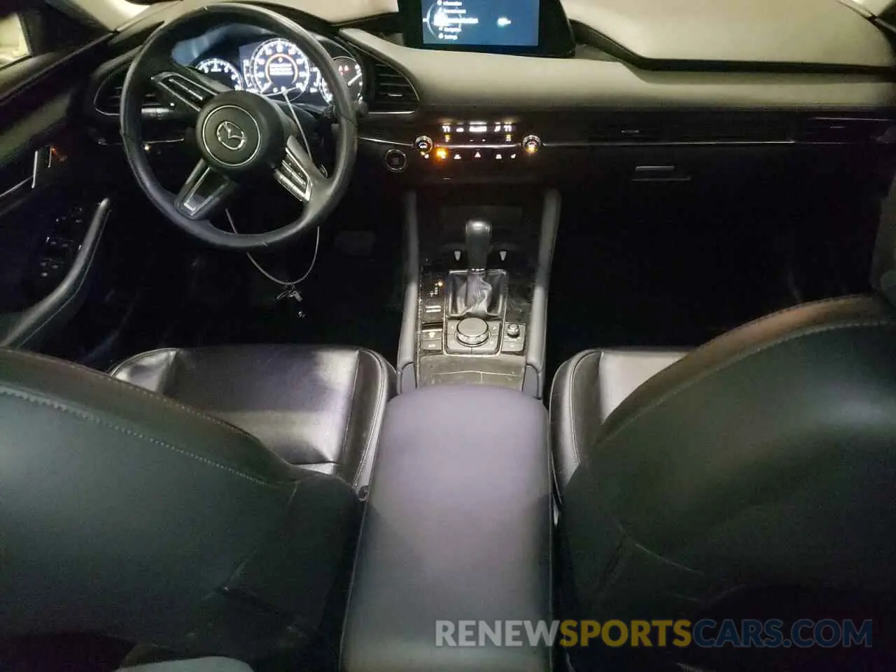 8 fotografías del automóvil dañado JM1BPBEYXM1337466 MAZDA 3 2021