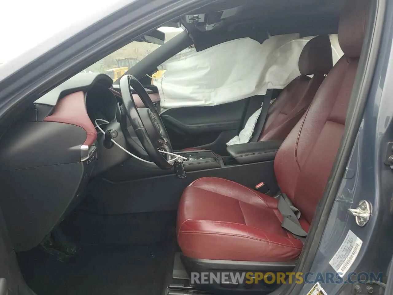 7 fotografías del automóvil dañado JM1BPBNY9M1331934 MAZDA 3 2021