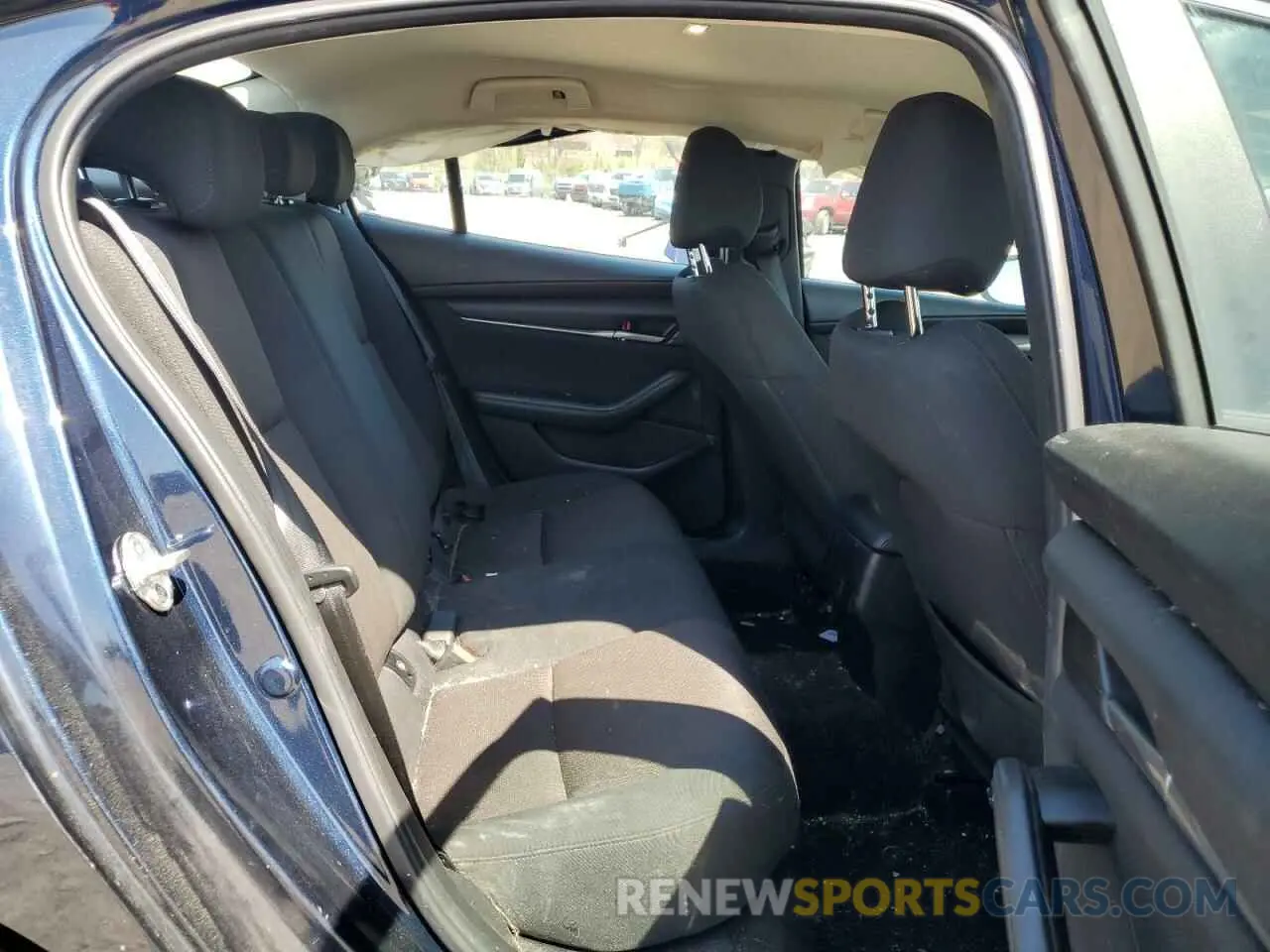 10 fotografías del automóvil dañado 3MZBPAAL2NM301597 MAZDA 3 2022